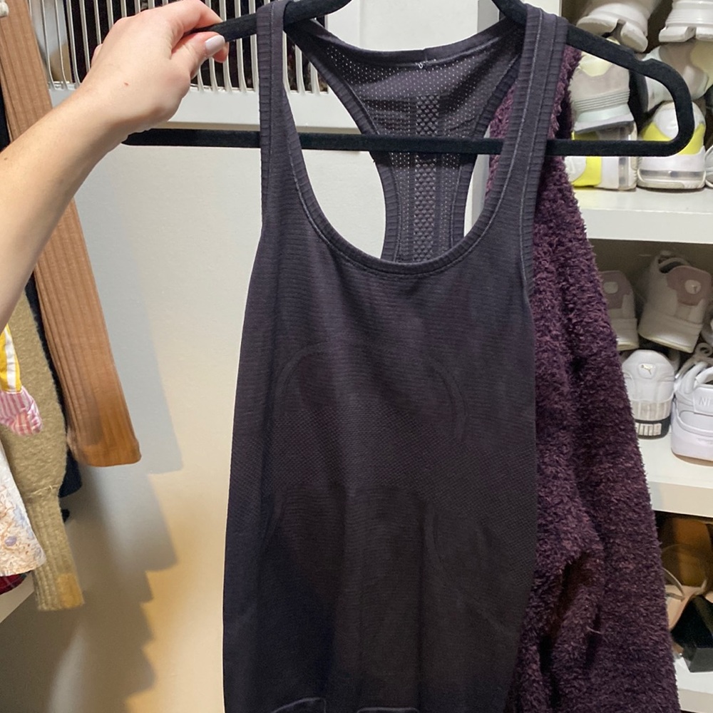 Lululemon tank
